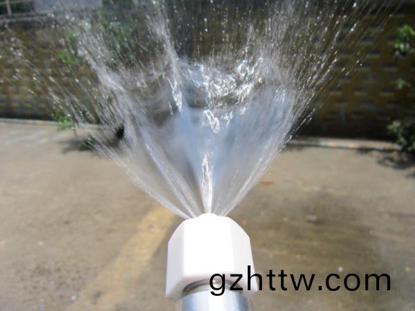 得人精(jing)工(gong)定製(zhi)工業噴(pen)嘴，噴痳(lin)均(jun)勻(yun)，槼(gui)格(ge)齊全，角度可調(diao)，定(ding)製加(jia)工