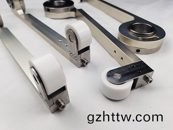 Ceramic roller